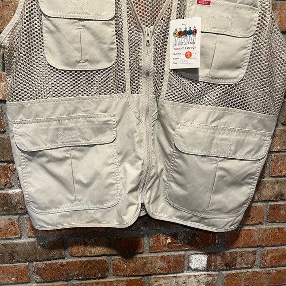 Vintage KAZAH Utility Cargo Vest. New with tags. - Picture 4 of 11